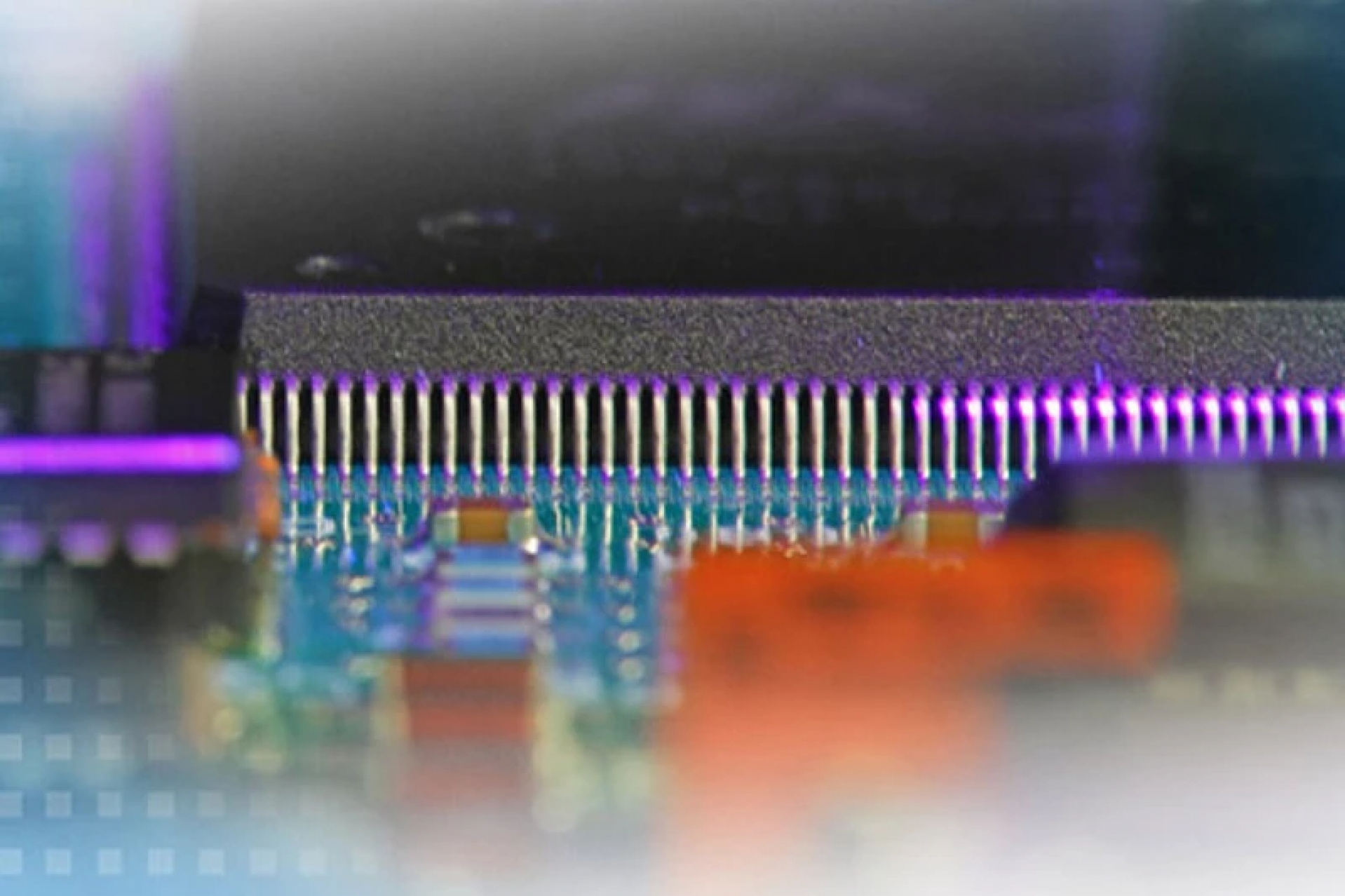 Misurazione della coplanarit&agrave; dei pin dell'IC