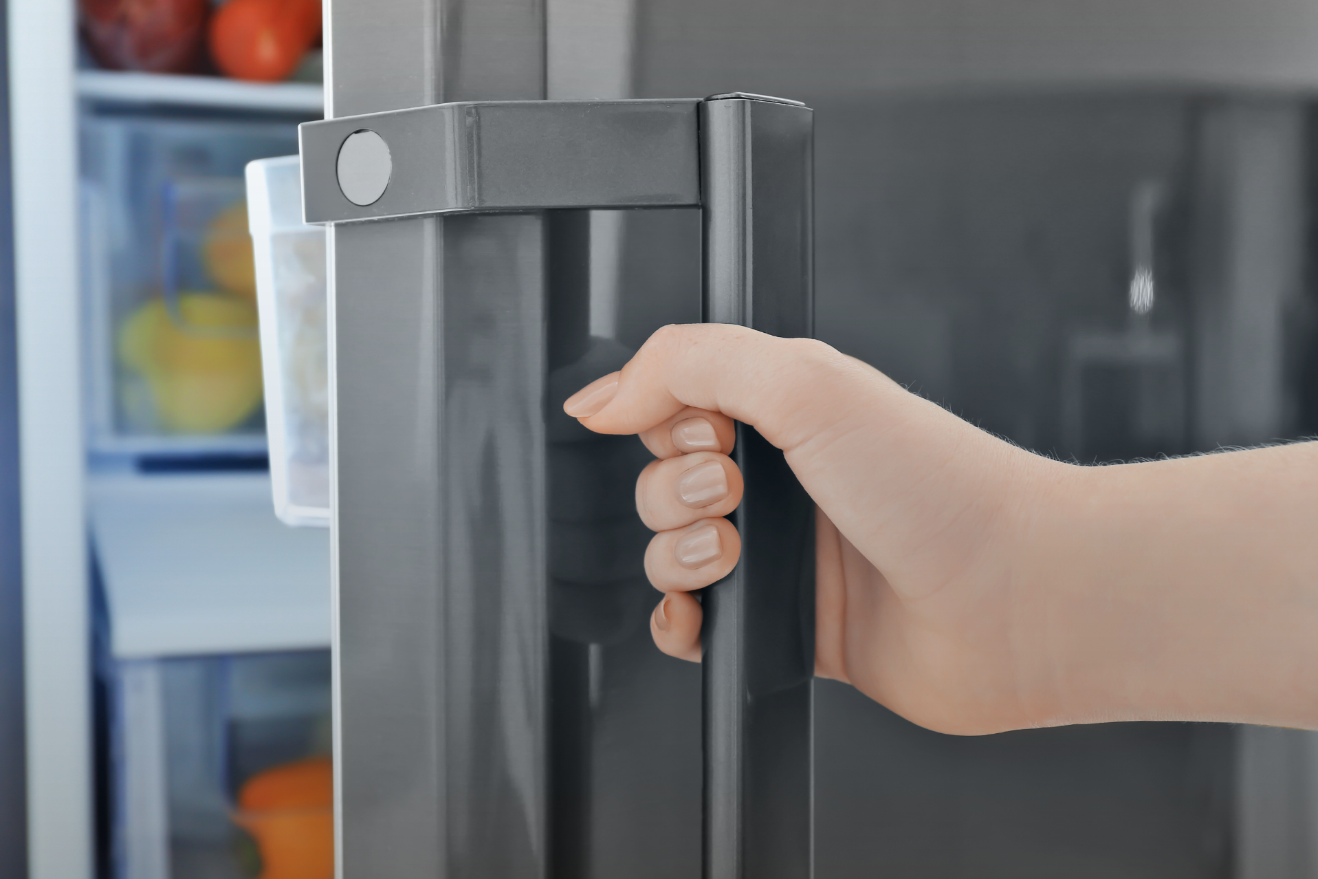Monitoraggio delle porte aperte nelle cucine e negli stabilimenti alimentari
