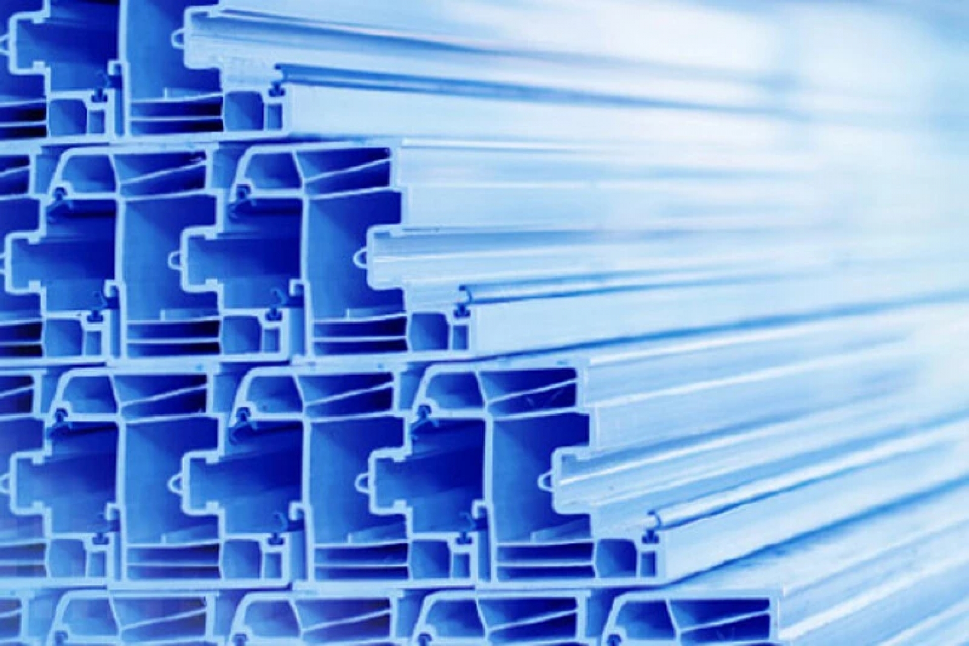 Misurazione del colore su profili in plastica