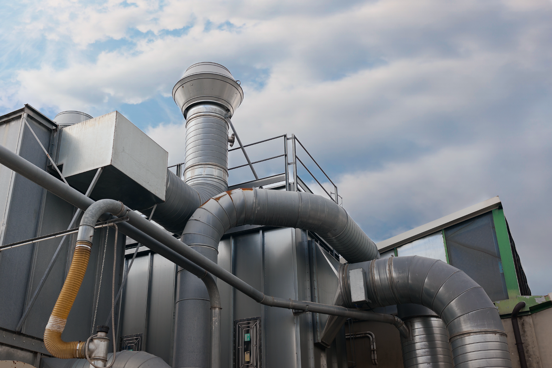 Pressione differenziale nei sistemi di ventilazione e scarico industriali